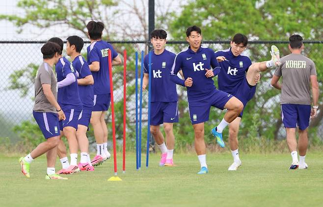 29일(현지시간) 오후 미국 유타주 헤리먼에 위치한 자이언스뱅크 트레이닝센터에서 축구 국가대표팀 손흥민 등 선수들이 훈련을 하고 있다. 사진=연합뉴스