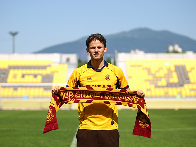 반 흐룬스벤 오피셜. 광주FC