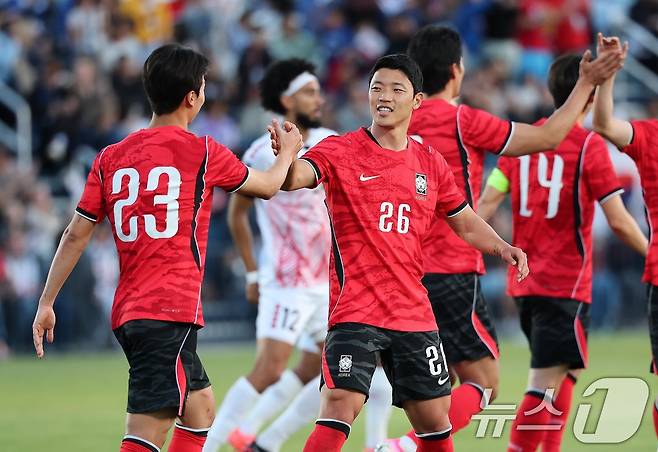 대한민국 축구대표팀 황희찬이 30일(현지시간) 미국 유타주 솔트레이크시티 브리검 영 대학교 BYU 사우스필드 경기장에서 2026 국제축구연맹(FIFA) 북중미 월드컵 앞두고 열린 대한민국과 트리니다드 토바고의 평가전에서 페널티킥을 성공하고 환하게 웃고 있다. 2026.5.31 ⓒ 뉴스1 임세영 기자