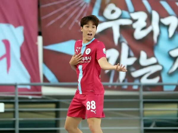 '이승준 극장 동점골' 용인FC, 대구FC와 1-1 극적 무승부...사진은 용인FC 이승준이 극장 동점골을 성공시키고 기뻐하는 모습.(사진제공=용인FC)