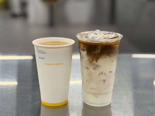 빽다방 라떼 Hot & Icedⓒ더본코리아