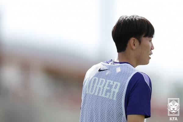 대표팀이 훈련 파트너로 합류한 강상윤과 대회 기간까지 함께하기로 결정했다. 사진 제공= 대한축구협회
