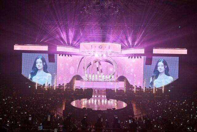 아이오아이 / 스윙엔터테인먼트
