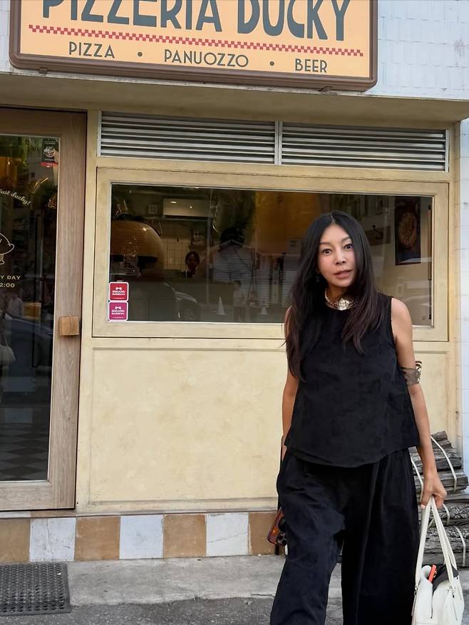 사진 = 황신혜 인스타그램