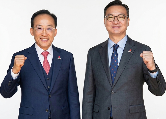 추경호(왼쪽) 국민의힘 대구시장 당선인과 하중환 대구시의원. 추경호 선거사무소 제공
