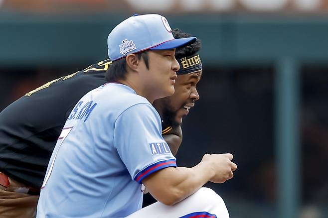 <yonhap photo-3854="">김하성(31)이 결장한 가운데 그의 소속팀 애틀랜타 브레이브스는 승리했다. (AP Photo/Erik S. Lesser)/2026-06-07 07:08:58/ <저작권자 ⓒ 1980~2026 ㈜연합뉴스. 무단 전재 재배포 금지, AI 학습 및 활용 금지></yonhap>