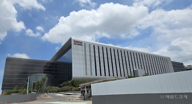 대만 신주시에 위치한 TSMC R&D 센터. 박지영 기자.
