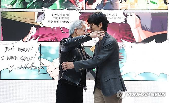 이해진 네이버 의장과 인사하는 젠슨 황 (성남=연합뉴스) 홍기원 기자 = 젠슨 황 엔비디아 최고경영자(CEO)가 8일 경기도 성남시 네이버 1784 사옥을 방문해 이해진 네이버 의장과 인사하고 있다. 2026.6.8 xanadu@yna.co.kr