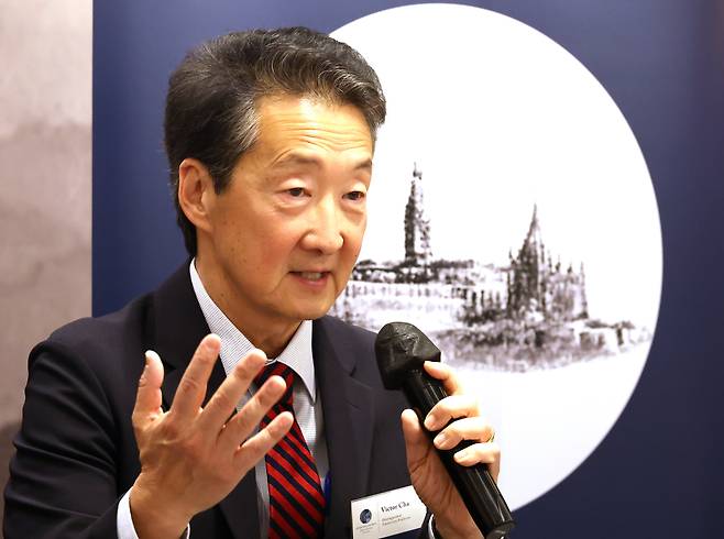빅터 차 미 전략국제문제연구소(CSIS) 한국 석좌가 지난 5월 19일 서울 앰배서더서울풀만호텔에서 열린 포토맥포럼 대담에서 발언하고 있다. /연합뉴스