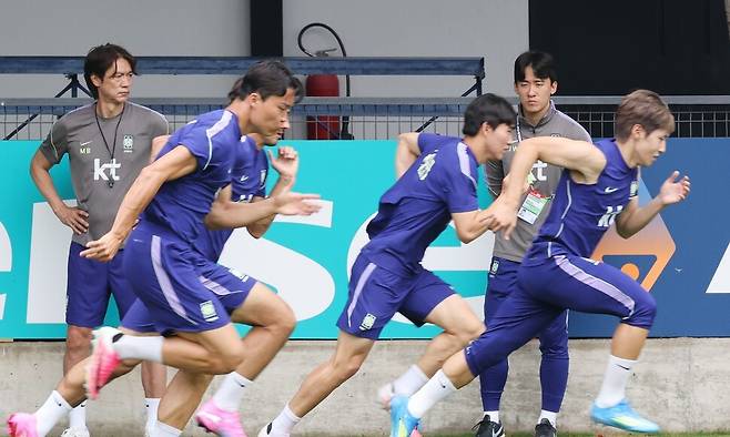 2026 북중미월드컵에 출전하는 한국 남자축구 대표팀이 9일(한국시각) 멕시코 과달라하라 인근 사포판의 치바스 바예 베르데에서 훈련하고 있다. 사포판/연합뉴스