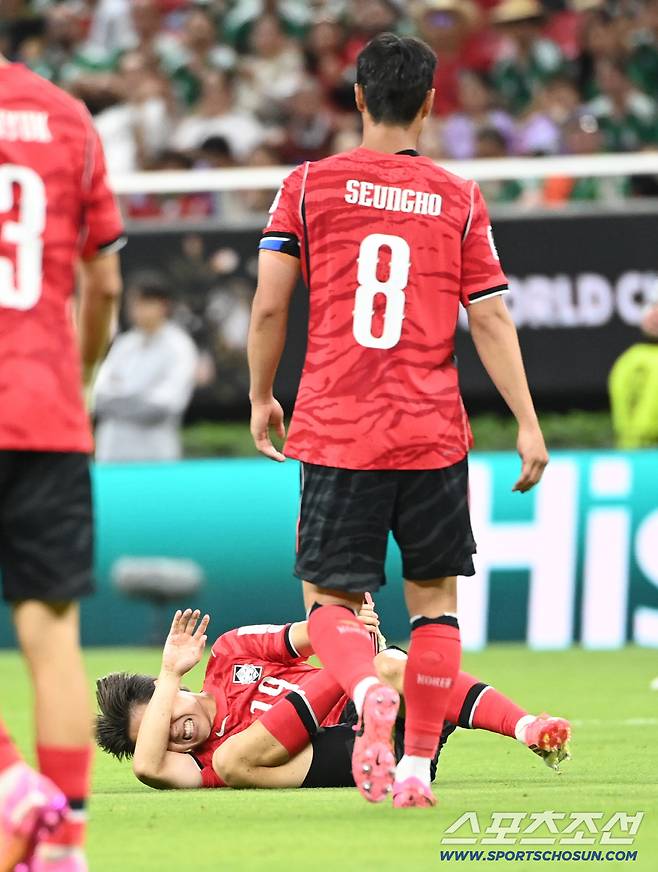 12일(한국시각) 멕시코 과달라하라 사포판의 에스타디오 과달라하라에서 열린 2026 북중미월드컵 대한민국과 체코의 경기. 상대 수비에 괴로워하는 이강인의 모습. 사포판(멕시코)=허상욱 기자wook@sportschosun.com/2026.06.12/