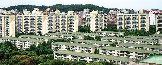 서울 양천구 목동7단지 전경. 7단지는 목동신시가지 단지 가운데 재건축 사업 속도가 빠른 편이다. (윤관식 기자)