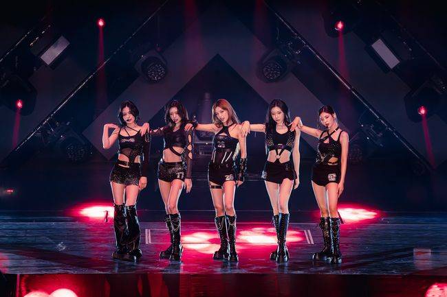 JYP엔터테인먼트 제공