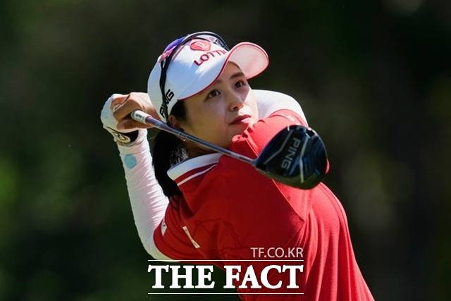 김효주, 황유민과 함께 롯데오픈에 출전하는 최혜진의 드라이버 샷 모습. 최혜진은 올해 LPGA투어 다우챔피언십에서 김효주와 짝을 이뤄 준우승을 차지한 바 있다./AP.뉴시스