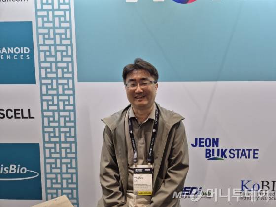 김용우 한국보건산업진흥원 제약바이오사업단장이 지난주 미국 샌디에이고에서 열린 바이오 USA 현장에서 <머니투데이>와 인터뷰를 진행 중이다. /사진=정기종 기자