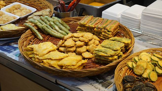Jeon is sold at the Eunma Apartment Complex in Seoul. (Cha Min-jung/ The Korea Herald)