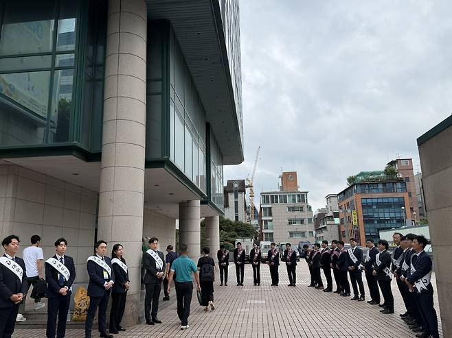 5일 오후 2시 서울 강남구 역사동 예림당아트홀에서 성수전략정비구역 제4지구 시공사 선정 총회가 열렸다.(조유정 기자 youjung@)