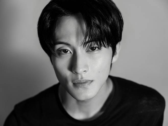 마크, 위버스 오픈…새 프로필 공개 (제공: 어퍼룸)