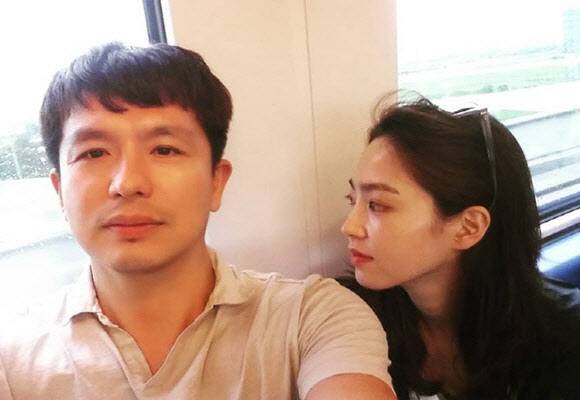 왼쪽부터 이지성, 차유람 부부 /사진=이지성 작가 SNS