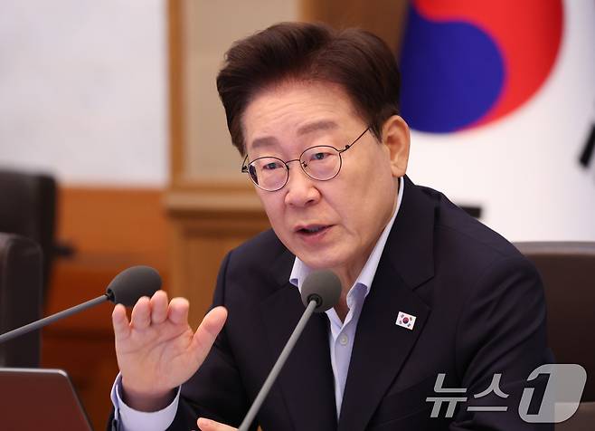이재명 대통령이 21일 청와대에서 열린 국무회의에서 발언을 하고 있다. 2026.7.21 ⓒ 뉴스1 허경 기자