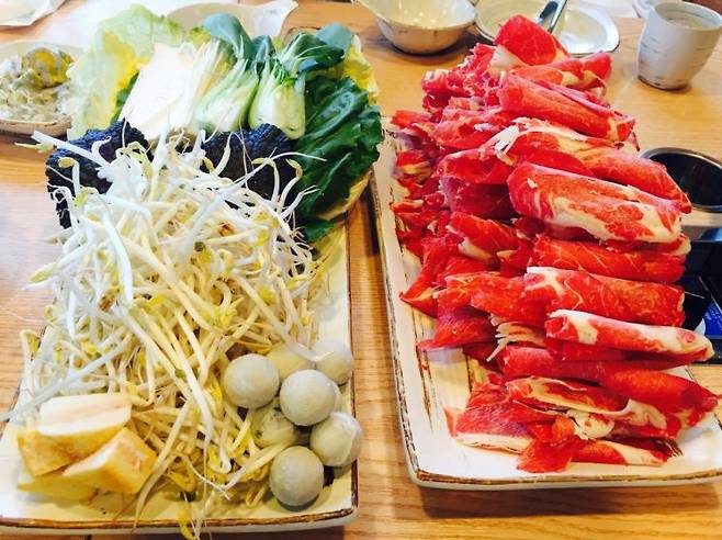 중국 훠궈(샤브샤브) 업계 역시 한 해 동안 약 19만 개 매장이 문을 닫은 것으로 집계됐다. 기사 이해를 돕기 위한 사진. 픽사베이.