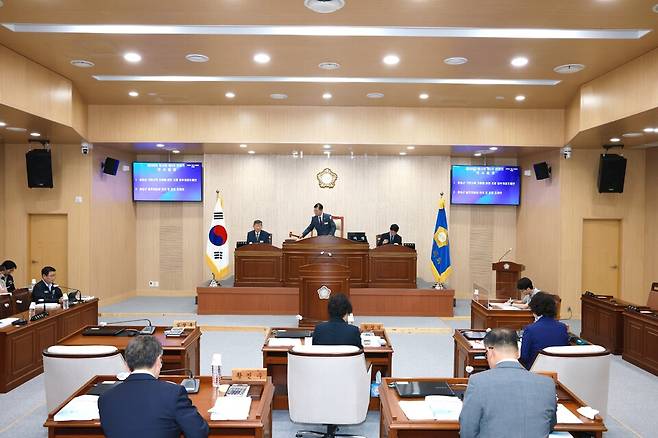 청송군의회 제289회 임시회 모습 ⓒ청송군 제공