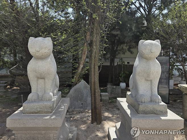 간송미술관 석호상 (서울=연합뉴스) 박의래 기자 = 간송미술관 석호상의 모습. 간송미술관 보화각 앞을 지키고 있는 석사자상이 중국으로 보내지면 사진의 석호상이 보화각 앞을 지킬 예정이다. 2026.4.13. laecorp@yna.co.kr