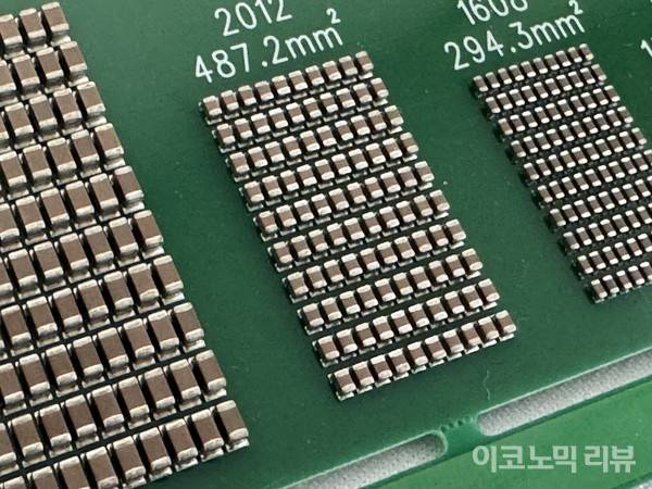 삼성전기 MLCC. 사진=양정민 이코노믹리뷰 기자
