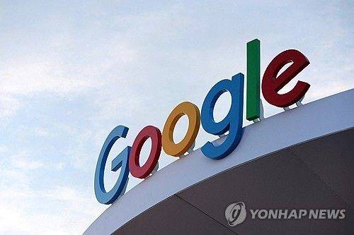순다르 피차이 알파벳 최고경영자(CEO)는 실적발표 컨퍼런스콜에서 "인공지능(AI)에 대한 우리의 투자가 사업 전반에서 가능한 일들을 다시 정의하고 있다"며 "전 부문에서 흥미로운 모멘텀을 확인하고 있다"고 강조하며 AI 투자에 대한 베팅이 성공적이었음을 강조했다.(출처=연합뉴스)