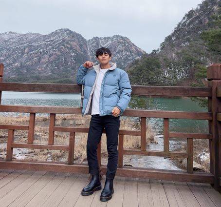 2023년 포천 산정호수를 찾은 김 씨 모습.