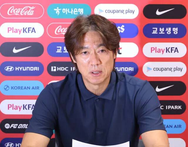 홍명보 전 축구 국가대표팀 감독. 연합뉴스