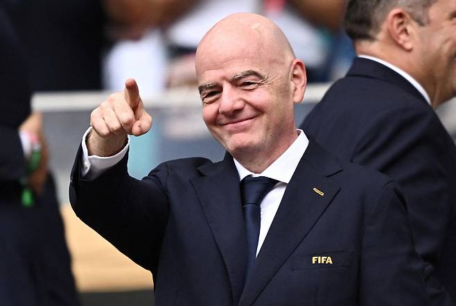 FILE PHOTO: Soccer Football - FIFA World Cup 2026 - Quarter Final - Norway v England - Miami Stadium, Miami Gardens, Florida, U.S. - July 11, 2026 FIFA President Gianni Infantino in the stands before the match REUTERS/Dylan Martinez/File Photo
<저작권자(c) 연합뉴스, 무단 전재-재배포, AI 학습 및 활용 금지>