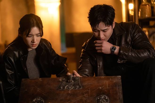 ‘재벌X형사2’ 안보현, 정은채 (사진=SBS 제공)