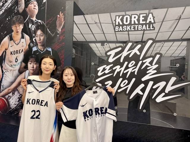 현대백화점은 오는 9일까지 목동점 7층 보타닉 하우스에서 '다시 뜨거워질 우리의 시간' 팝업스토어를 진행한다. 현대백화점 제공.
