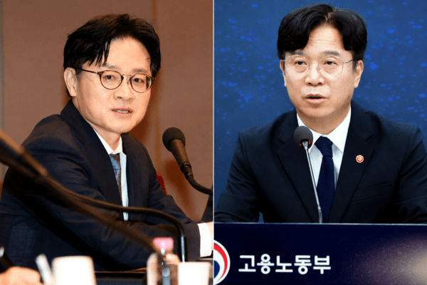 김정관 산업통상자원부 장관(왼쪽)과 김영훈 고용노동부 장관. 연합뉴스