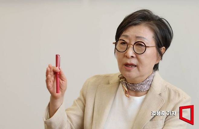 김성희 국립현대미술관장이 서울 종로구 삼청로 국립현대미술관 서울에서 아시아경제와 인터뷰 하고 있다. 조용준 기자