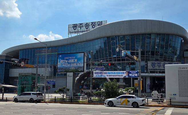 고속열차가 서는 광주 송정역의 모습. 김성탁 기자