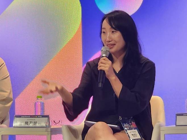 백 책임연구원은 자신의 이력도 융합의 사례로 들었다. 석사과정까지 천문우주학을 공부한 뒤 박사과정에서는 컴퓨터공학을 전공하면서 두 영역의 지식이 모두 있어야 AI와 천문학의 실질적인 결합이 가능하다는 사실을 체감했다는 것이다. (사진=테크42)
