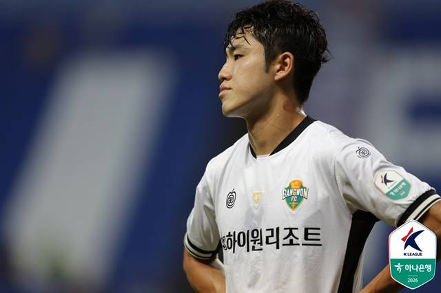 강원FC에서 이기혁. /사진=한국프로축구연맹 제공
