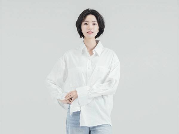 배우 하영. 비스터스엔터테인먼트 제공