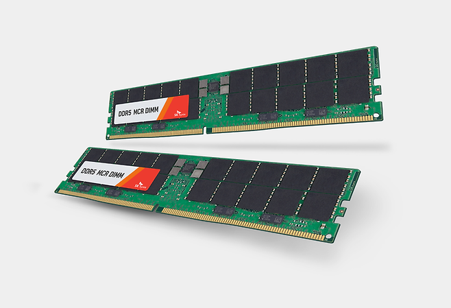 SK하이닉스 서버용 D램 'DDR5 MCR DIMM' . 〈사진=SK Hynix newsroom〉