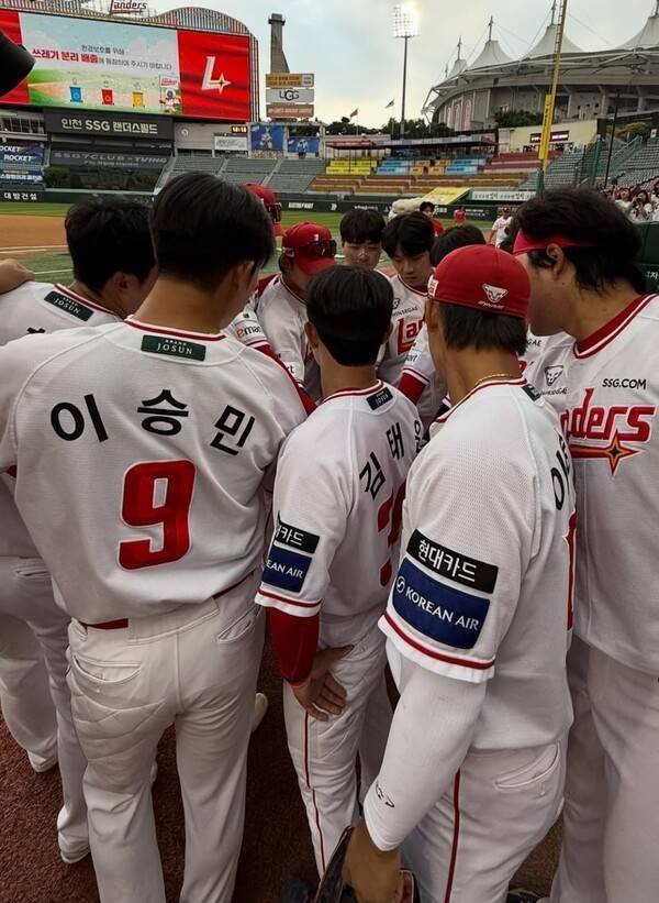 폭염에 멈췄던 프로야구가 11일 전국 5개 구장에서 다시 시작한다. (SSG 랜더스). /사진=SSG 랜더스
