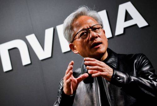 젠슨황 엔비디아 최고경영자(CEO)가 7월 16일 일본 도쿄에서 열린 인공지능(AI) 행사에 참석하고 있다. 로이터연합뉴스