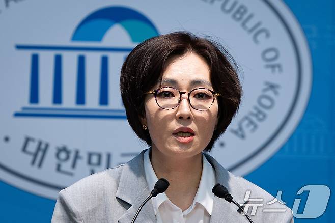 전수미 더불어민주당 대변인. 2026.7.3 ⓒ 뉴스1 유승관 기자