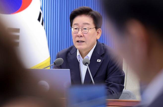 이재명 대통령이 6일 청와대에서 열린 수석보좌관회의에서 발언하고 있다. ⓒ청와대통신사진기자단
