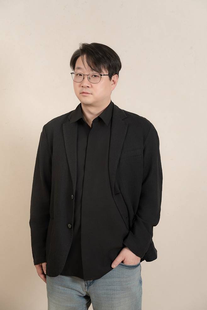 추리소설가 정명섭.