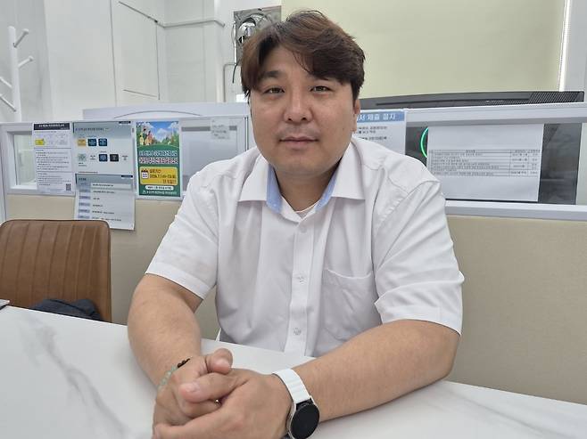 권성환 위원장은 "명품 아파트는 단순히 외관만 화려한 아파트가 아니다. 숲과 인간이 공존하는 친환경 설계, 삶의 질을 높이는 최첨단 스마트 주거 시스템, 모든 세대를 아우르는 차별화된 하이엔드 커뮤니티 시설과 안전한 보행 환경을 결합해, 미래 세대까지 만족할 수 있는 압도적인 주거 가치를 구현하겠다"라고 약속했다. /전남식 기자 nschon@incheonilbo.com