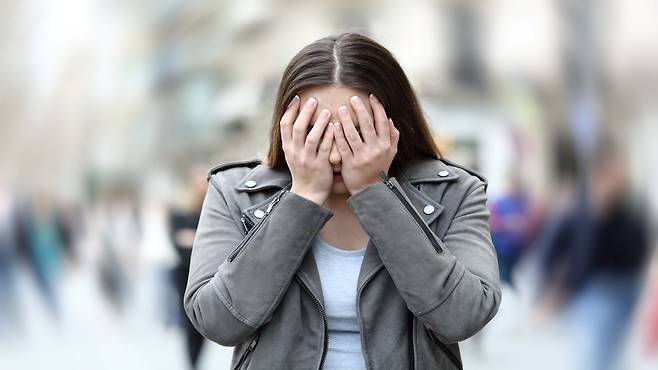 특정 자세에서 반복되는 어지럼증, 귀에서 보내는 신호일 수 있다|출처: 클립아트코리아