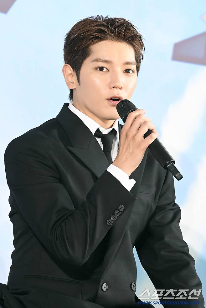 24일 서울 잠실 롯데월드타워 스카이31 컨벤션에서 열린 NCT 127 정규7집 'BLINGY' 발매 기념 기자간담회. 질문에 답하는 태용의 모습. 잠실=허상욱 기자wook@sportschosun.com/2026.08.24/