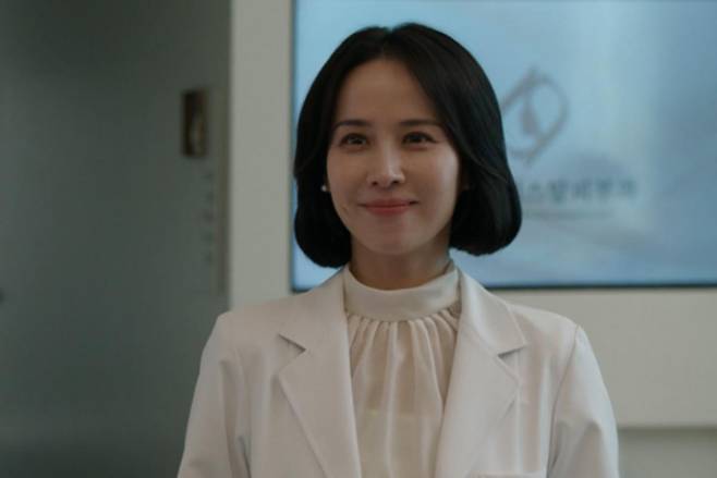 출처:쿠팡플레이 시리즈 '지금 불륜이 문제가 아닙니다'